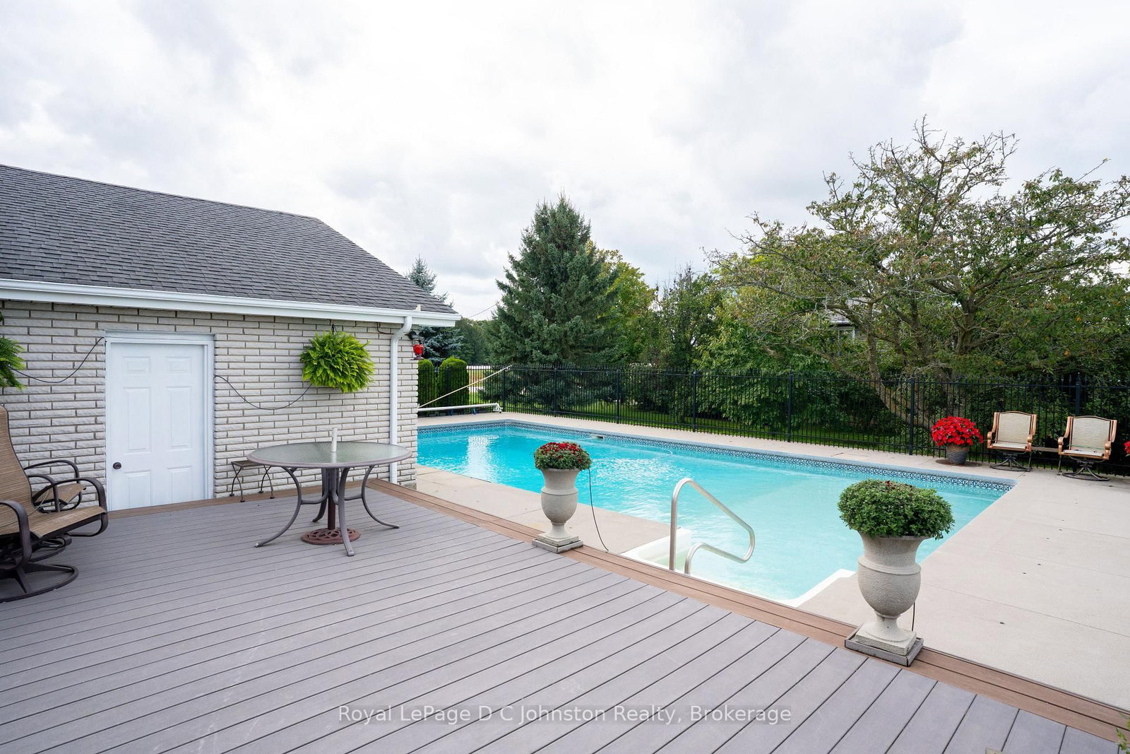 830 Concession 2 Road • Saugeen Shores, ON photo 12