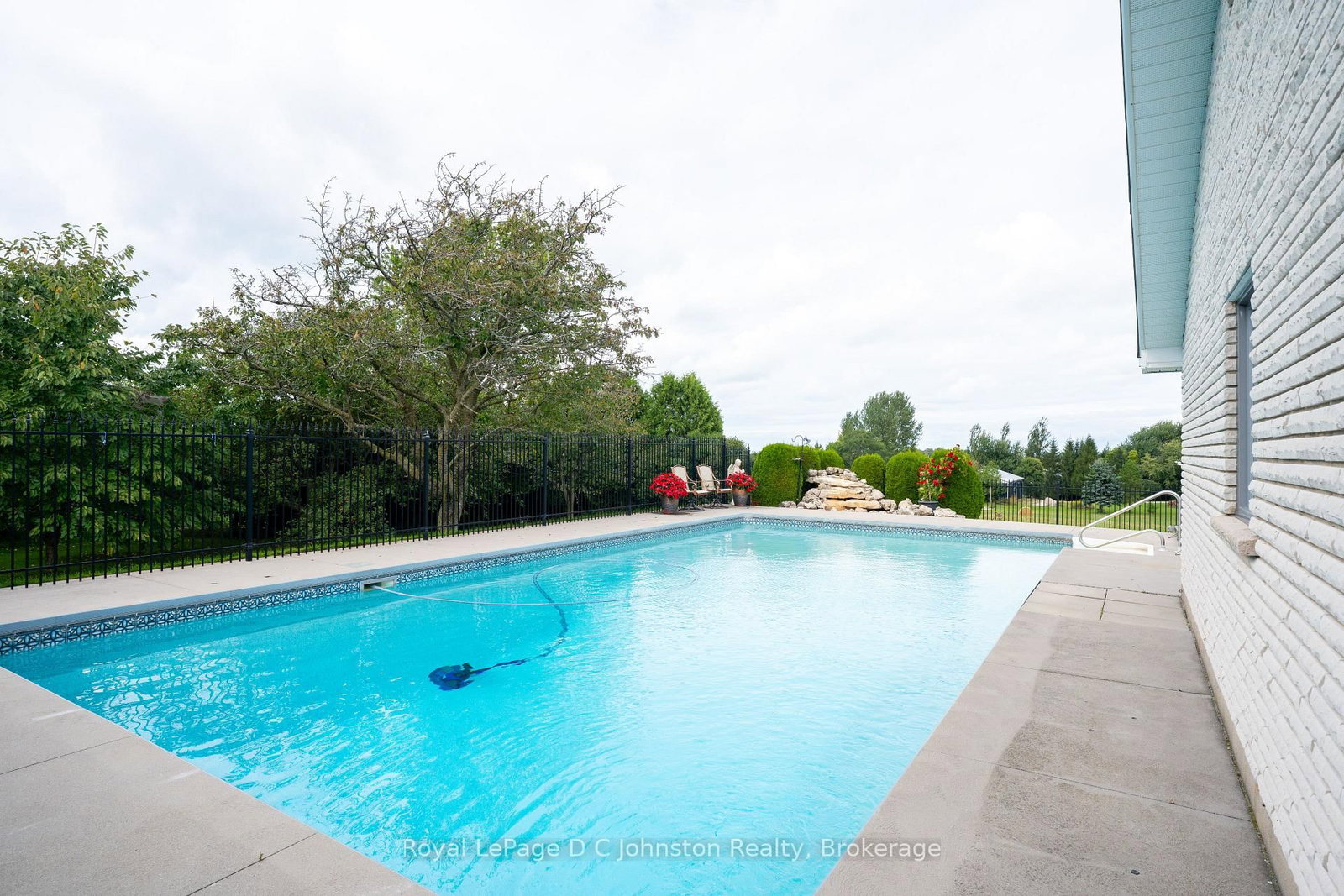 830 Concession 2 Road • Saugeen Shores, ON photo 13