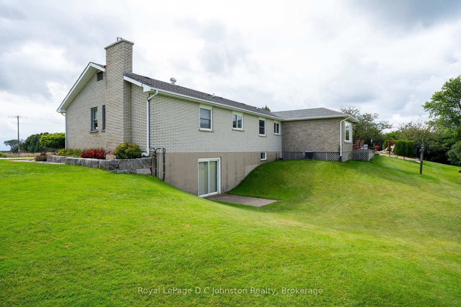 830 Concession 2 Road • Saugeen Shores, ON photo 7