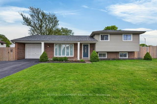4 Camelot Drive