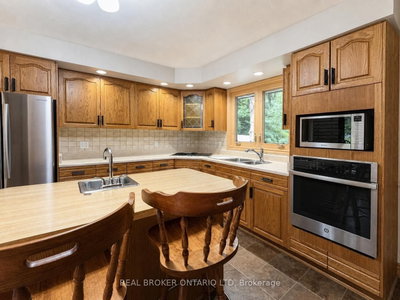 1863 Herbert Avenue • London East, ON photo 8