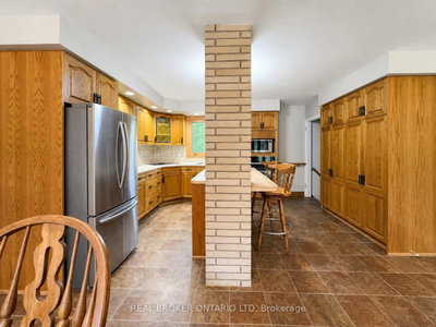 1863 Herbert Avenue • London East, ON photo 9