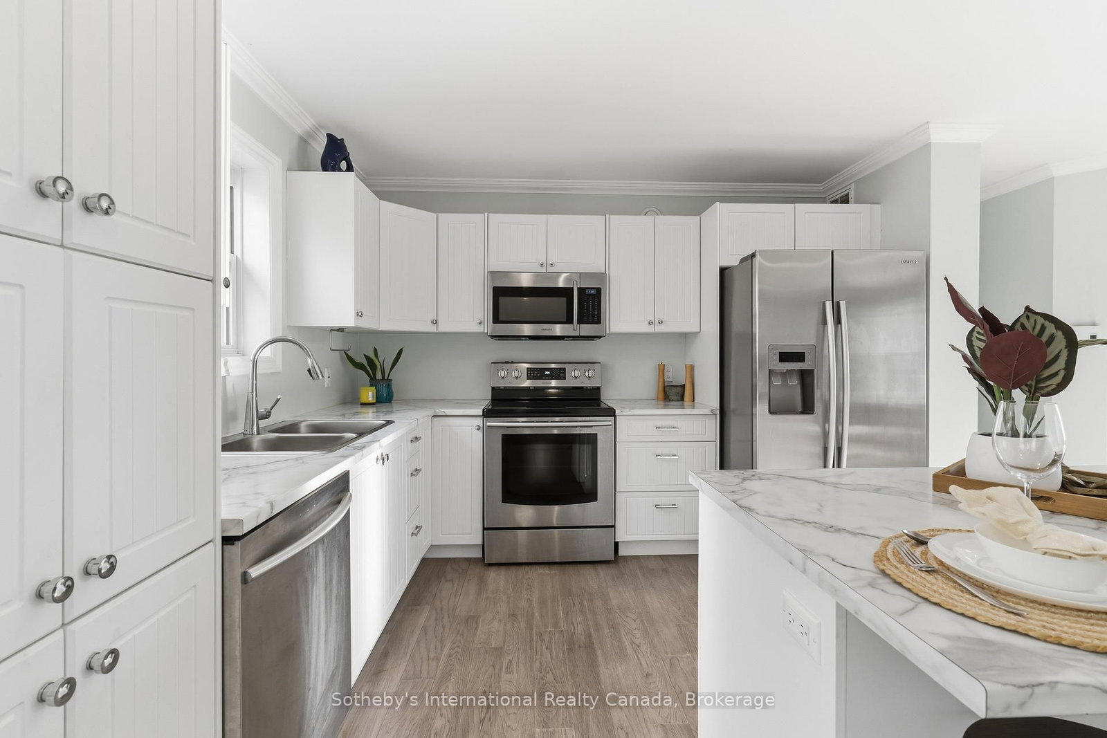 1021 Tower Crescent • Gravenhurst, ON photo 12