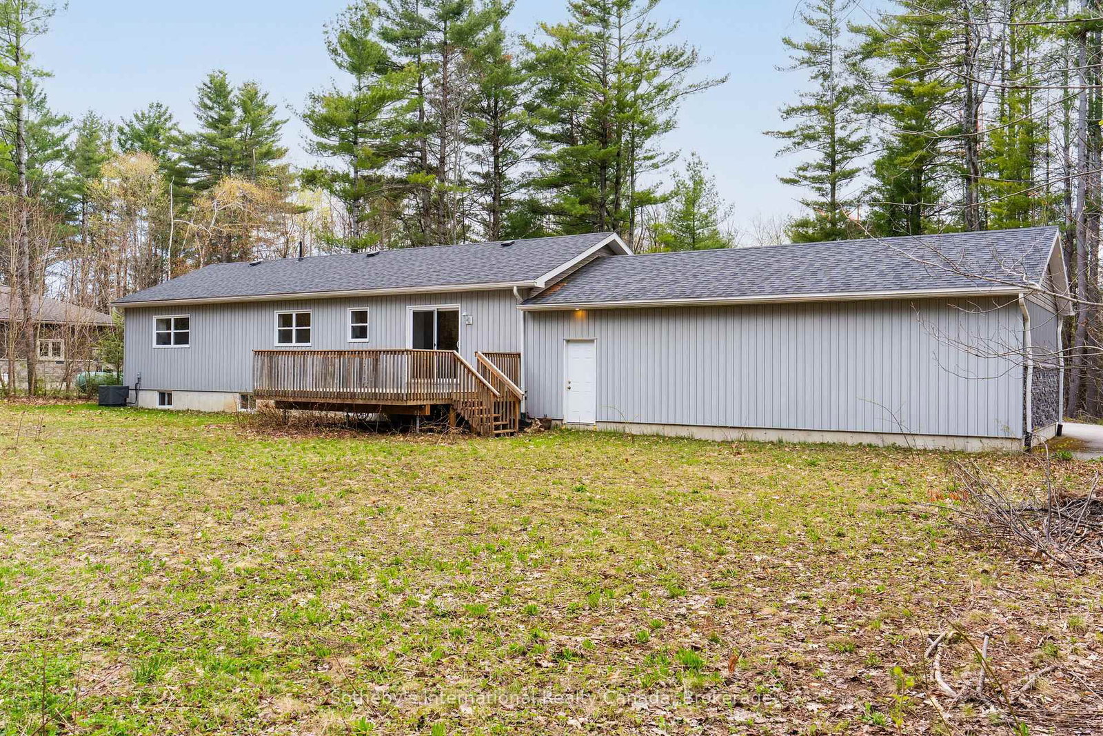 1021 Tower Crescent • Gravenhurst, ON photo 37