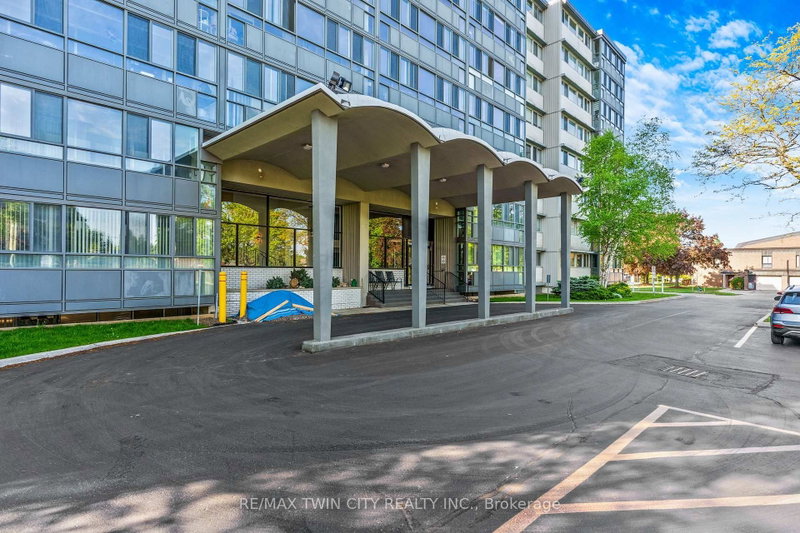306 - 24 Midland Drive