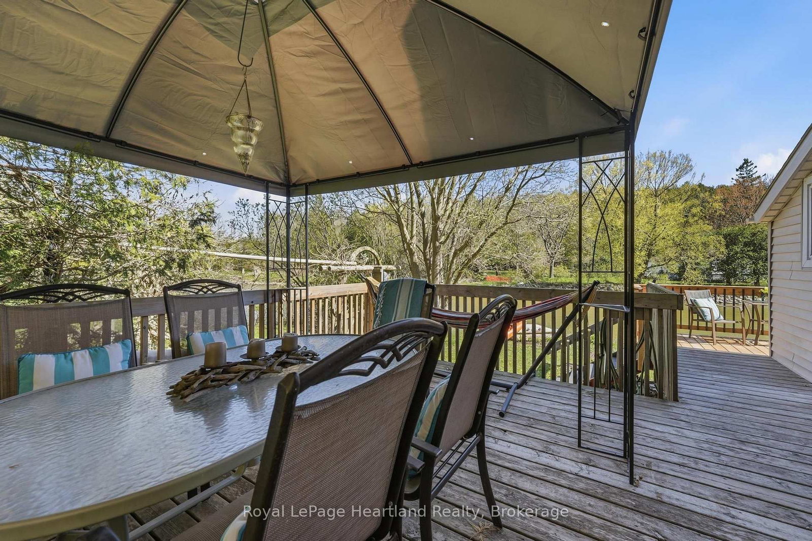 9 MAPLE Lane • Ashfield-Colborne-Wawanosh, ON photo 31