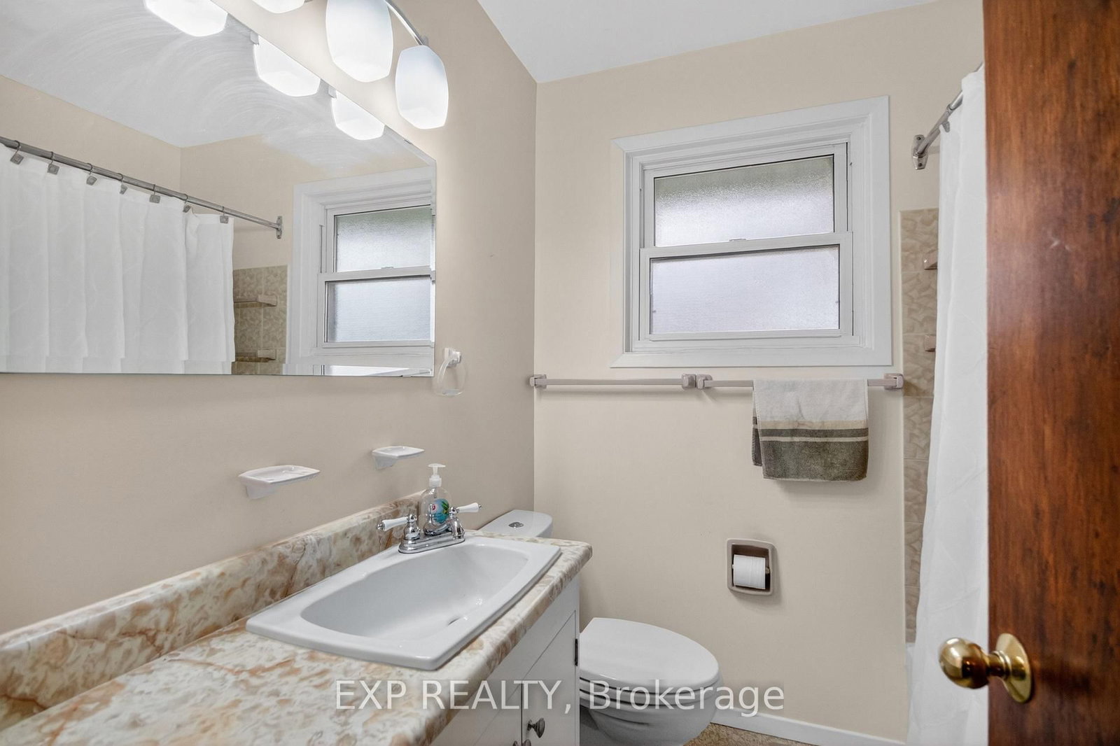 632 Chadburn Avenue • Ottawa, ON photo 14