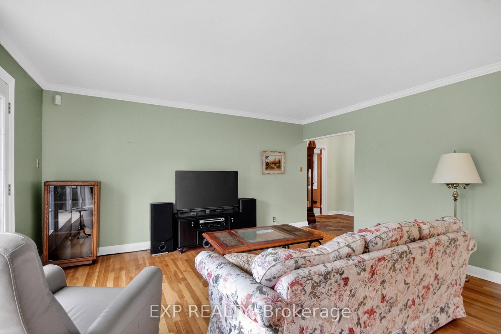 632 Chadburn Avenue • Ottawa, ON photo 4