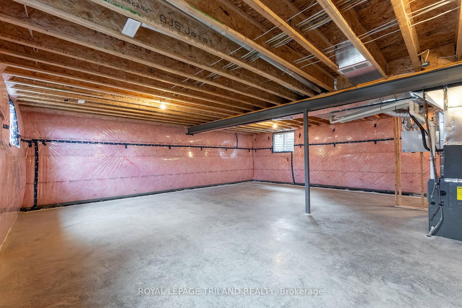 27 Allister Drive • Middlesex Centre, ON photo 37