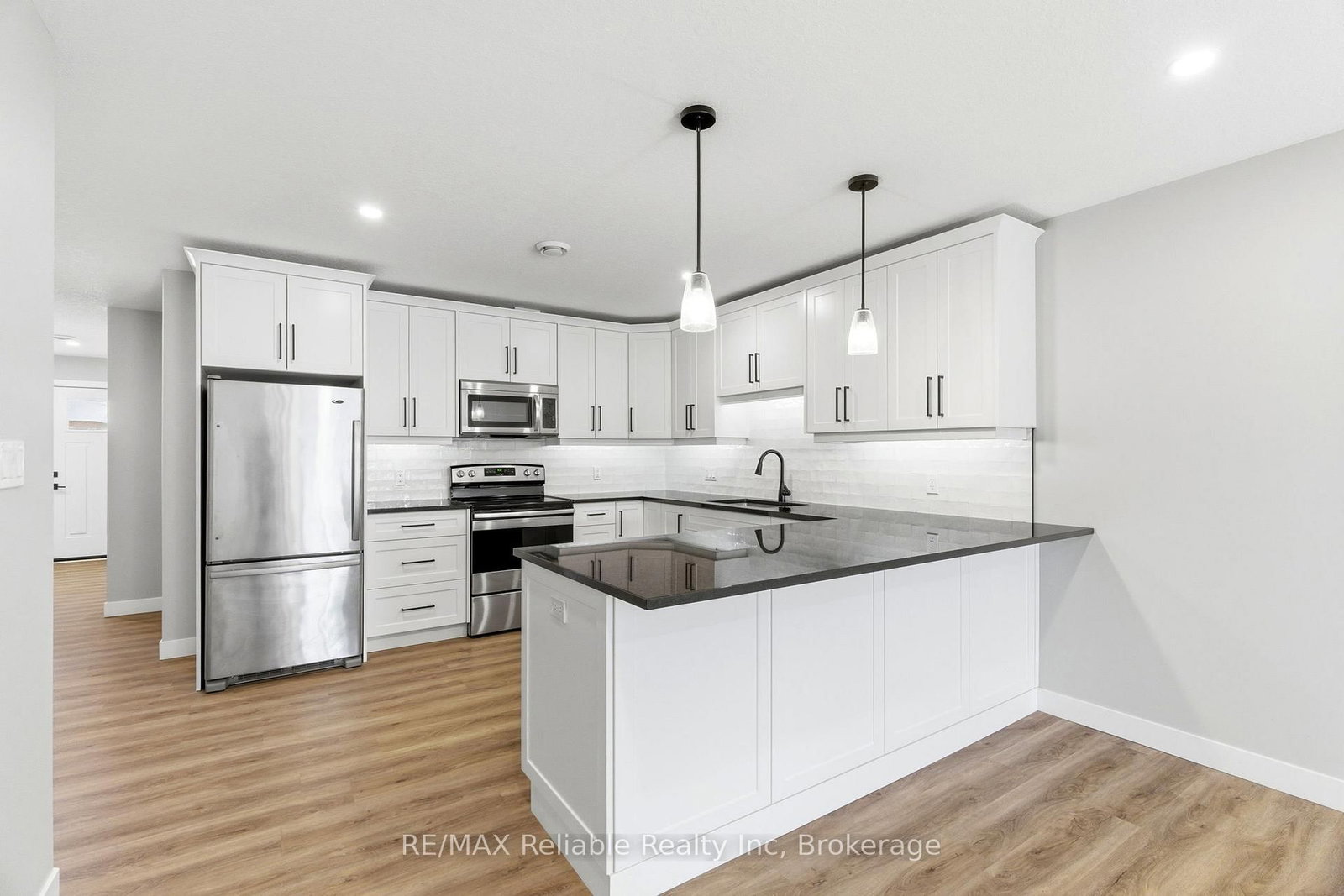 152 Sills Street • Huron East, ON photo 15