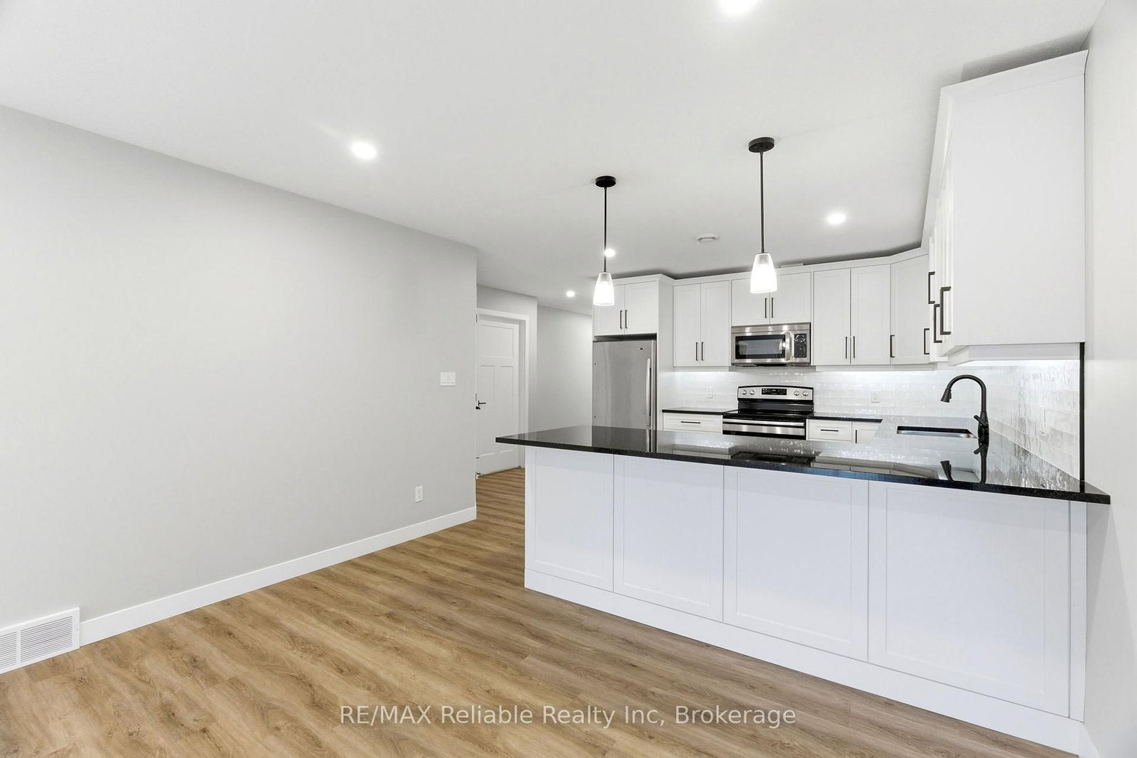 152 Sills Street • Huron East, ON photo 17
