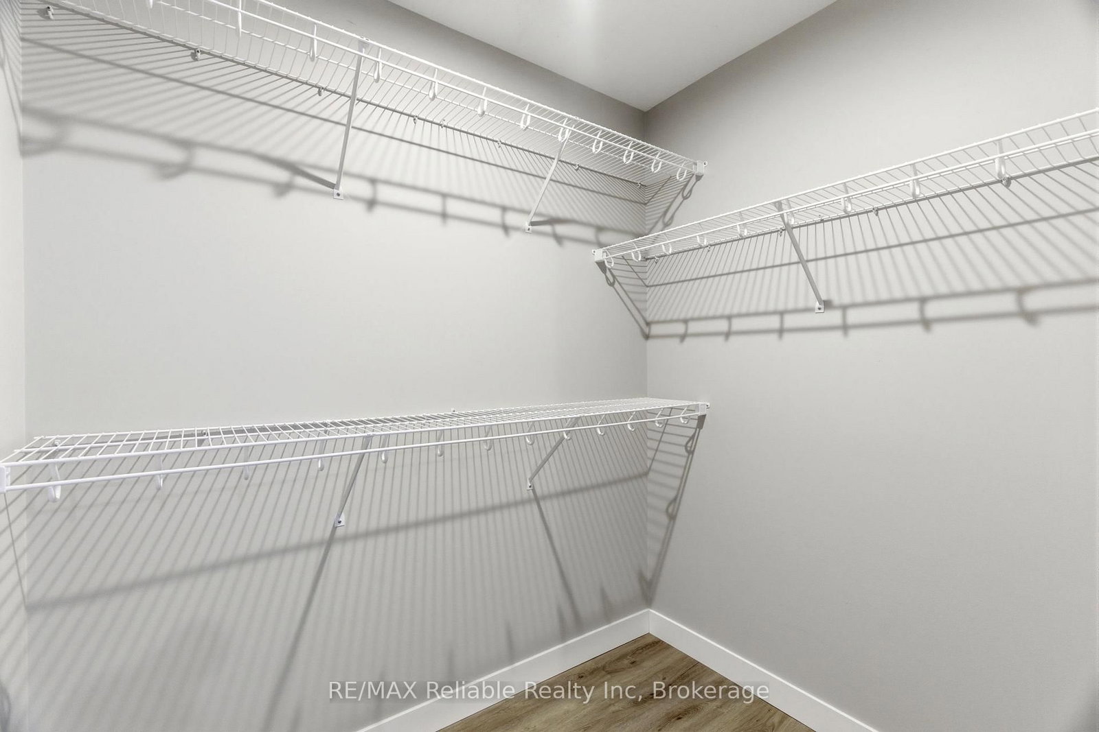 152 Sills Street • Huron East, ON photo 32