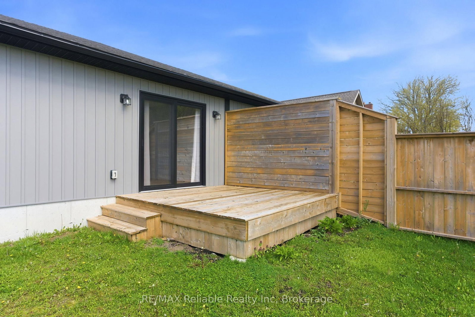 152 Sills Street • Huron East, ON photo 35