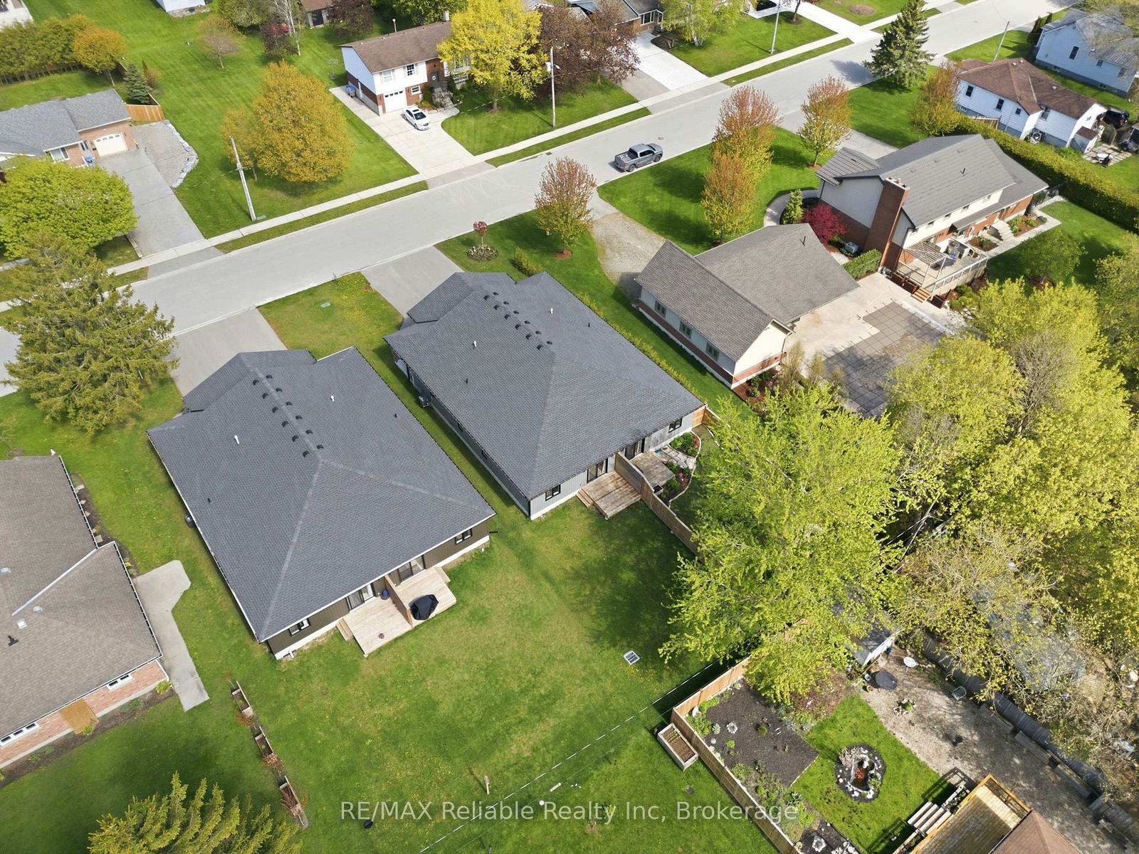 152 Sills Street • Huron East, ON photo 44