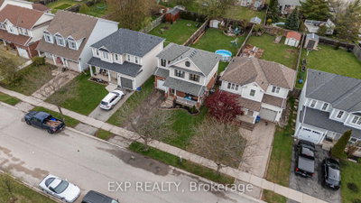 24 Lovell Crescent — photo 4