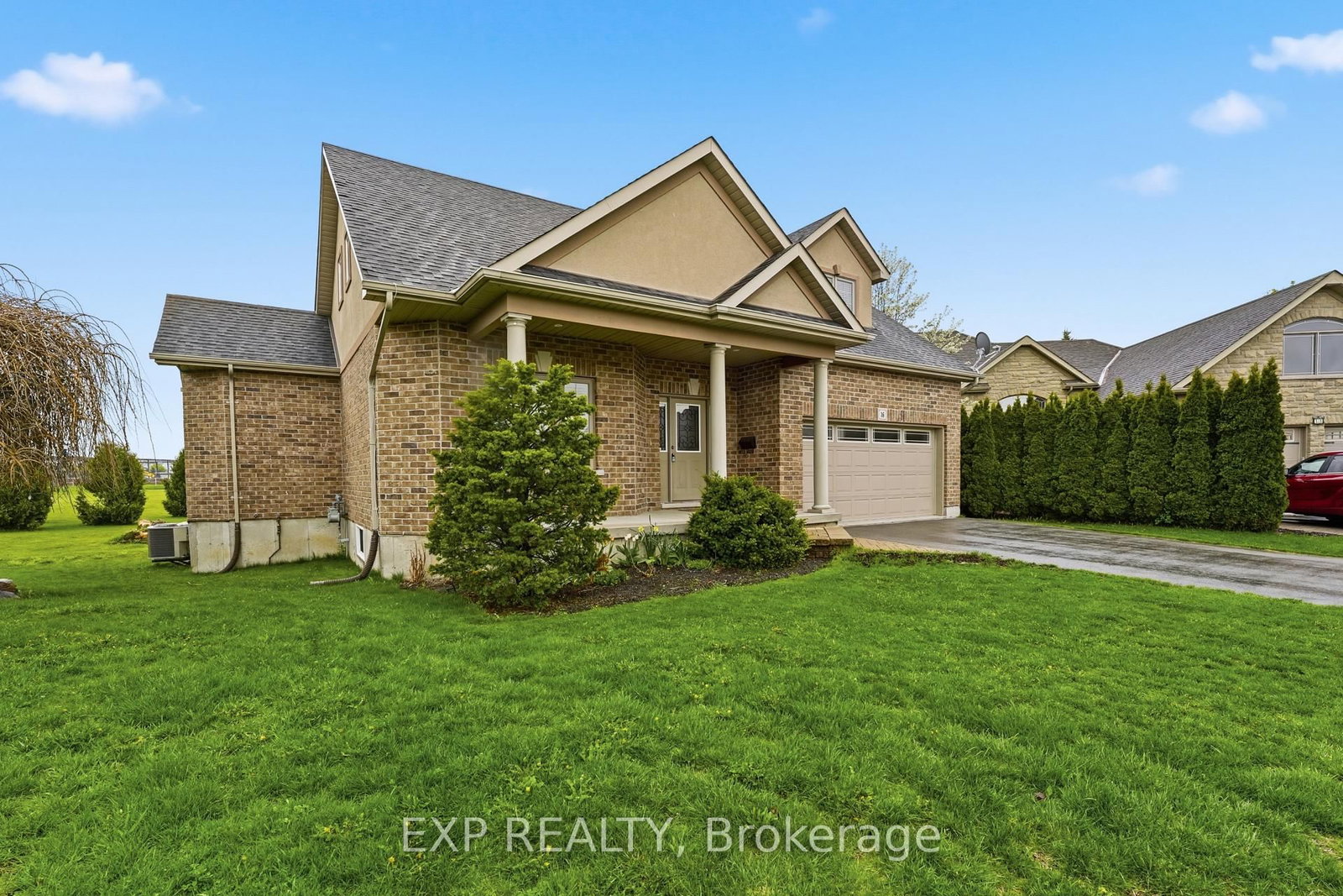 16 Amber Place • Belleville, ON photo 3