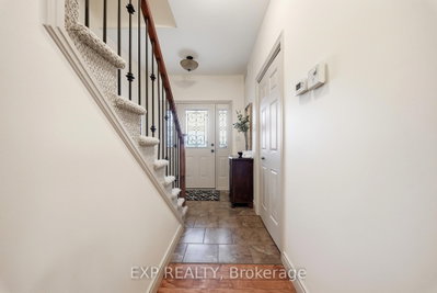 16 Amber Place • Belleville, ON photo 6