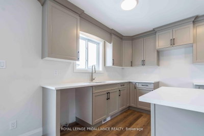 78 Stirling Crescent • Prince Edward County, ON photo 8