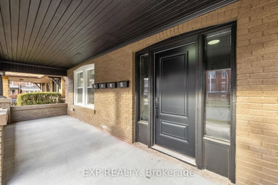 5 Maplewood Avenue — photo 3