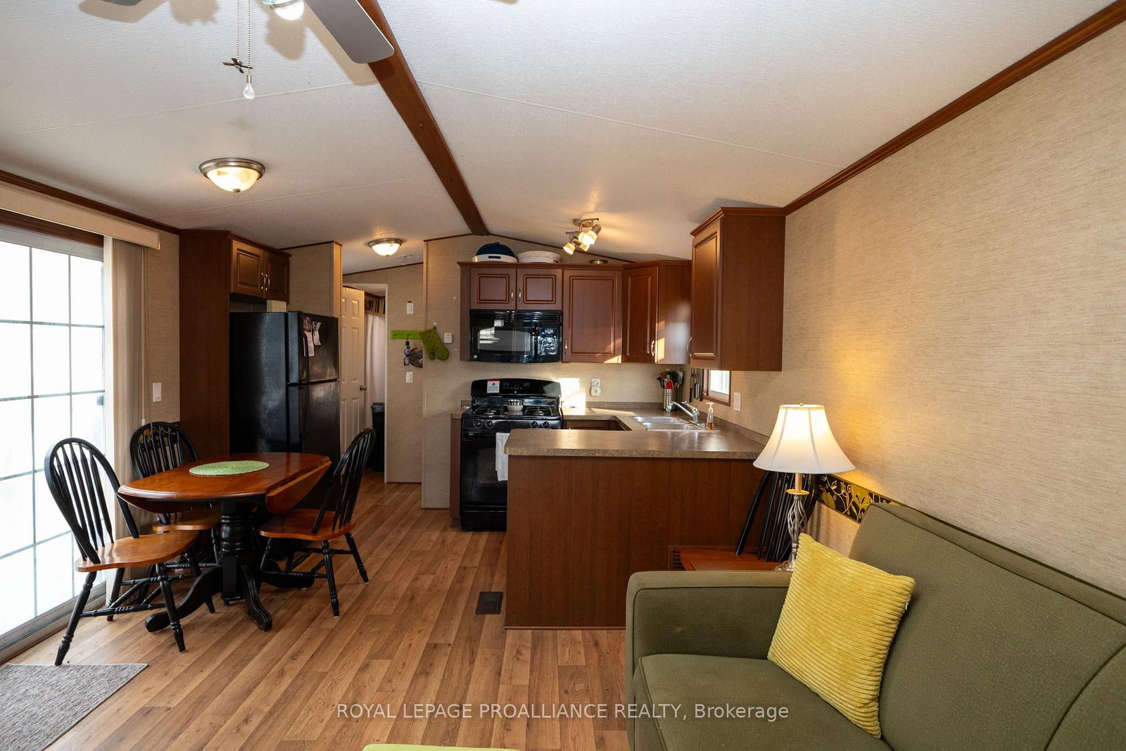 486 County Road 104 Cherry Beach Lane • Prince Edward County, ON photo 18