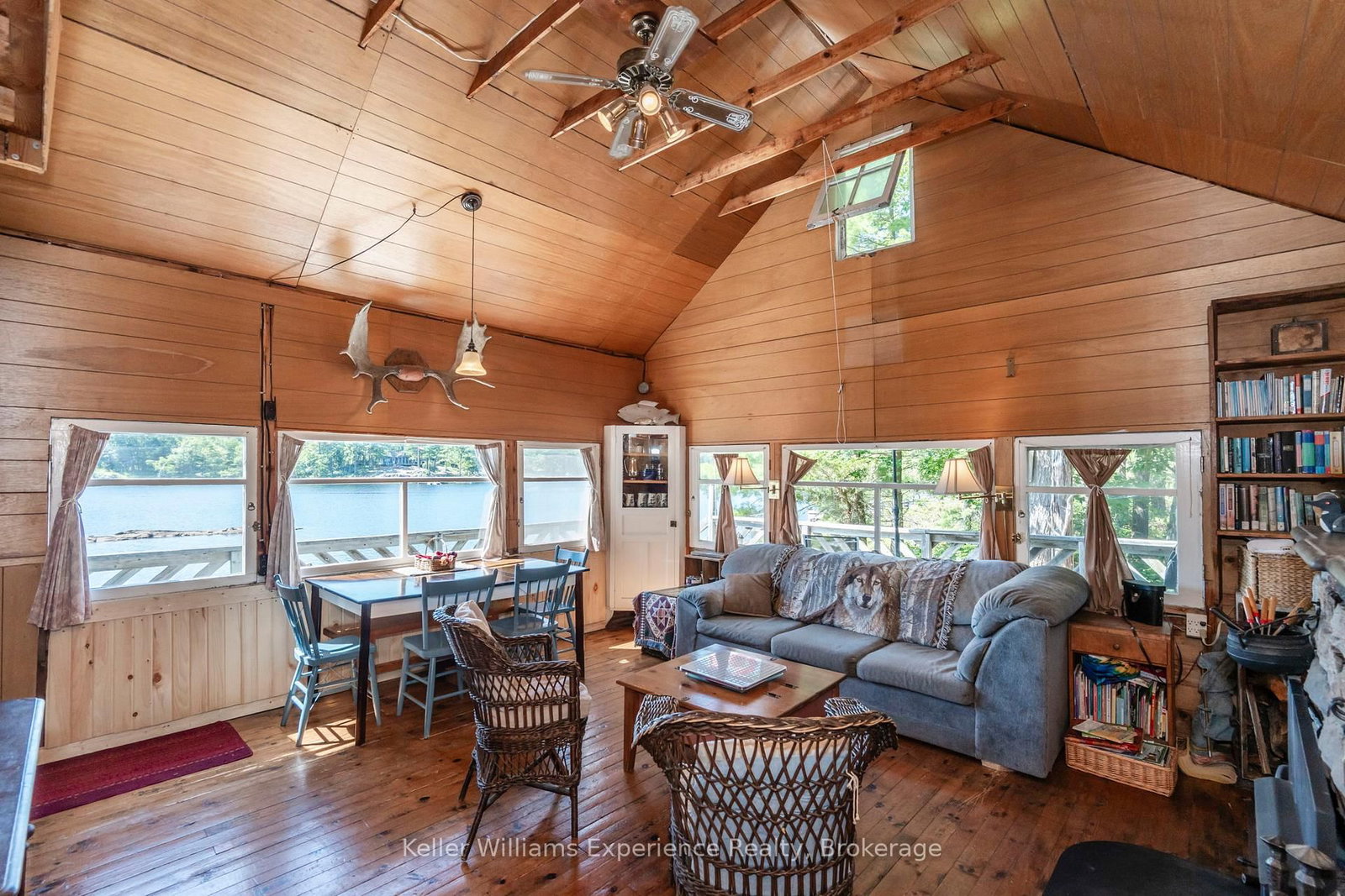 8326 Is 2210 Georgian Bay • Georgian Bay, ON photo 15