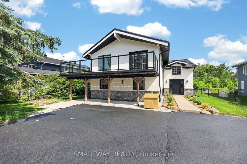 107 Campbell Crescent