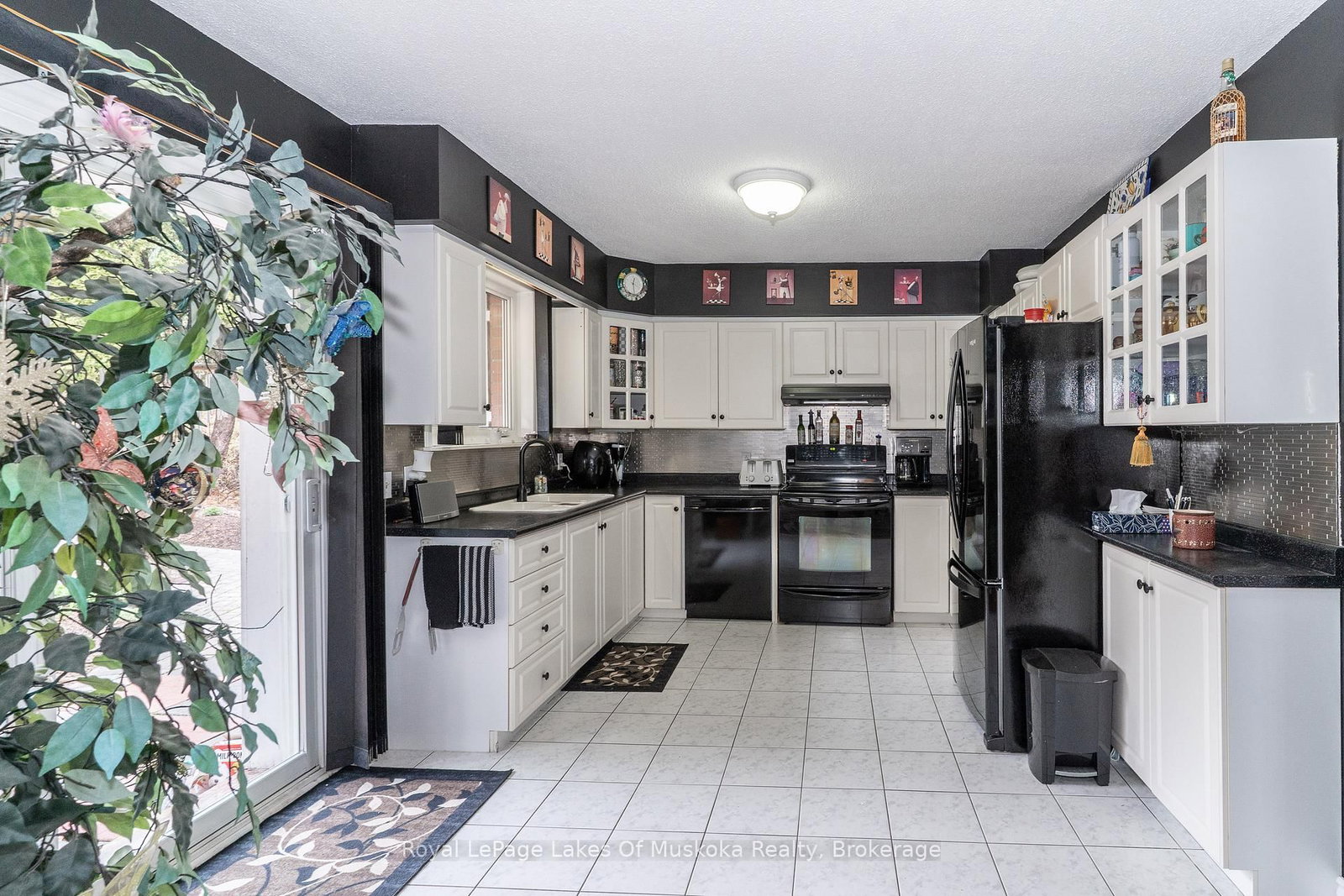 183 Santas Village Road • Bracebridge, ON photo 9