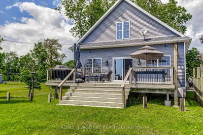 Detached House for sale at 10849 Lakeshore Road, Wainfleet, Ontario, L3K 5V4 - Lakeshore - MLS: X13134018