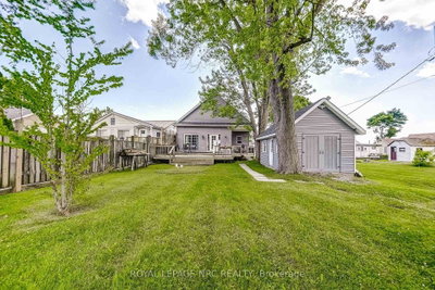 10849 Lakeshore Road W • Wainfleet, ON photo 2