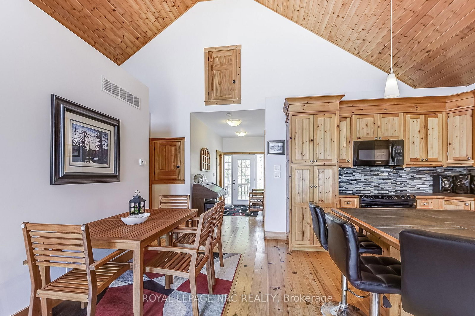 10849 Lakeshore Road W • Wainfleet, ON photo 5