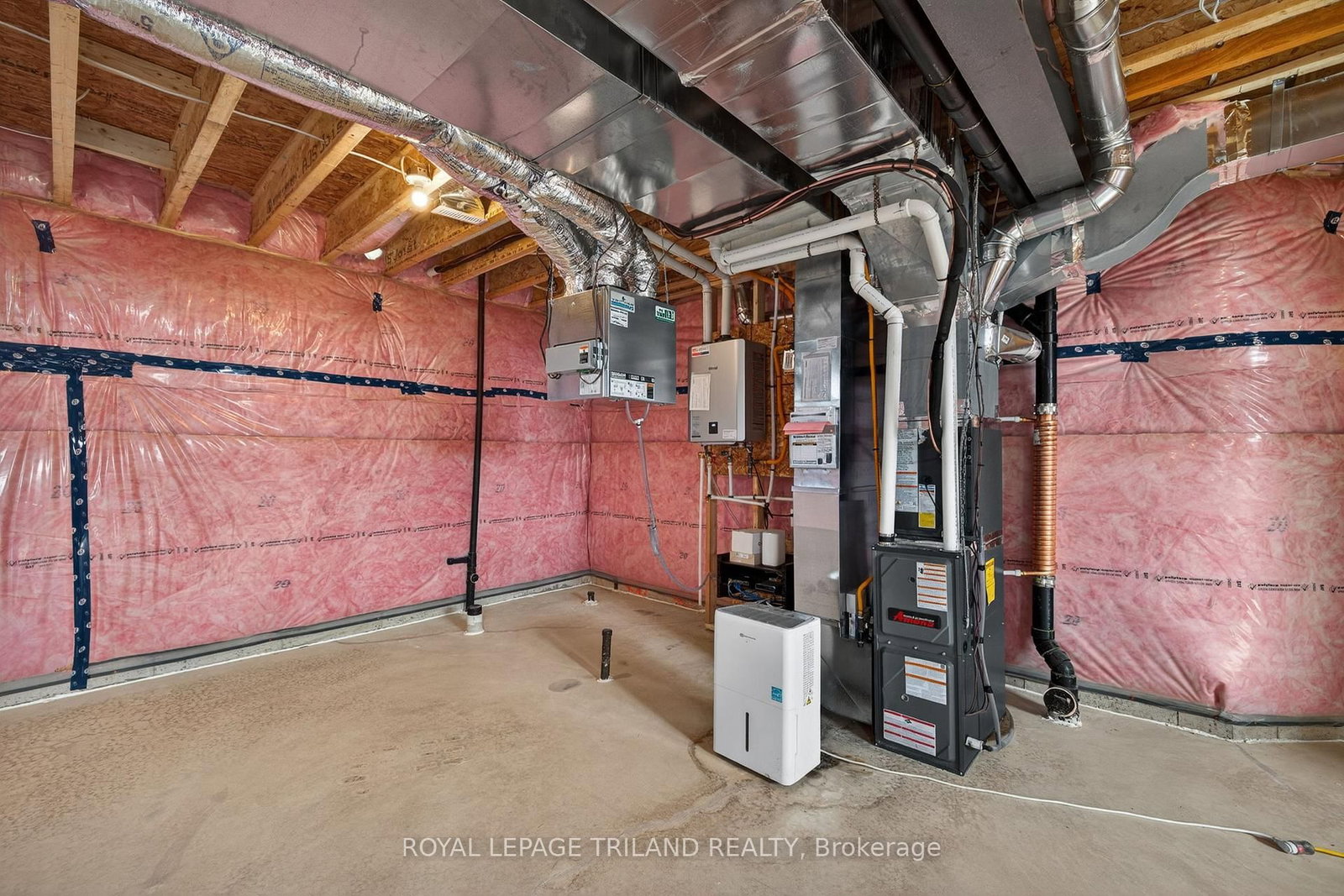 35 Allister Drive • Middlesex Centre, ON photo 44