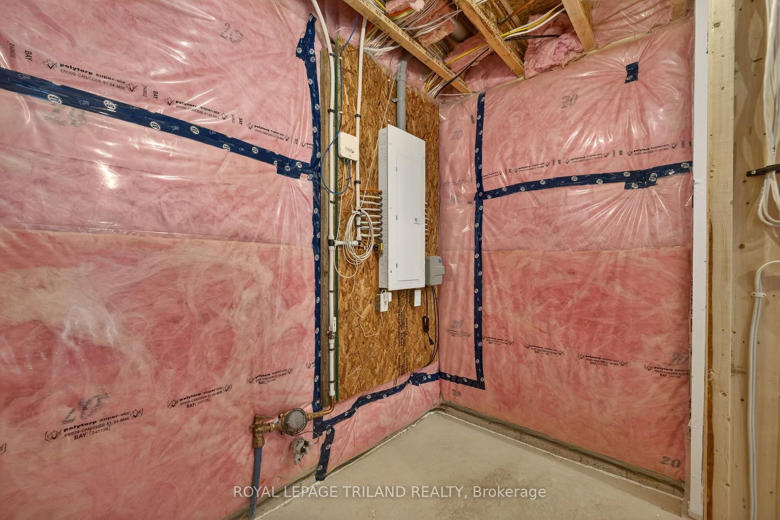 35 Allister Drive • Middlesex Centre, ON photo 45