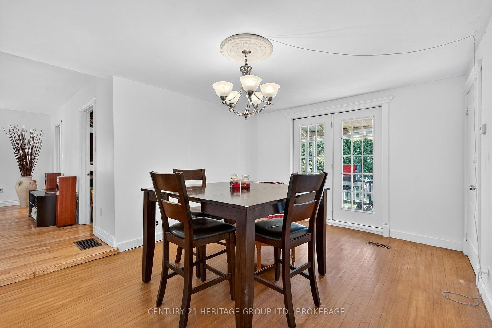 13 WILLIAM Street • Rideau Lakes, ON photo 9