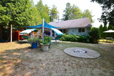 20 Clarence Avenue • South Bruce Peninsula, ON photo 3