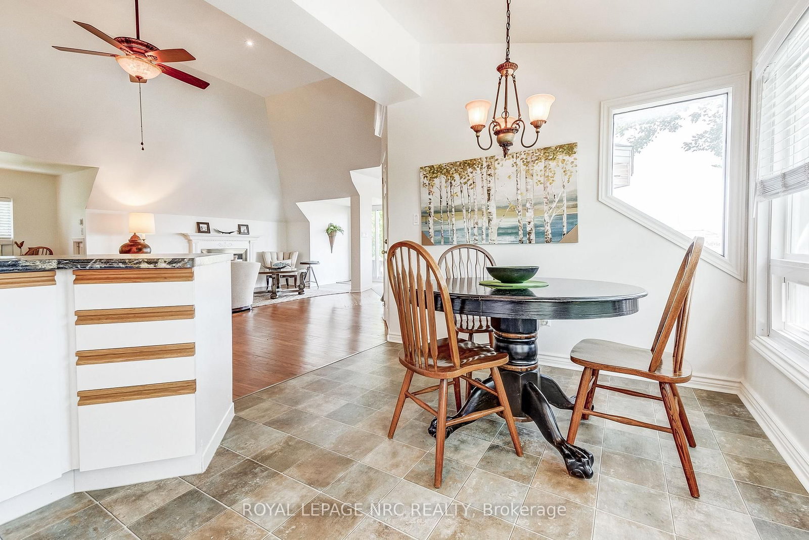 56 West Street • Port Colborne, ON photo 9