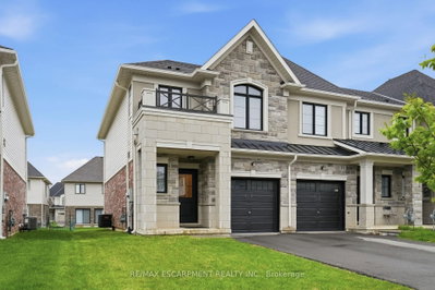 19 Mia Drive — photo 2