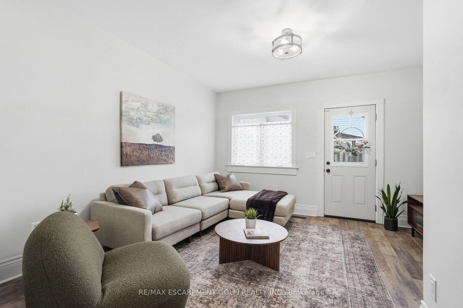 277 Main Street W • Hamilton, ON photo 12