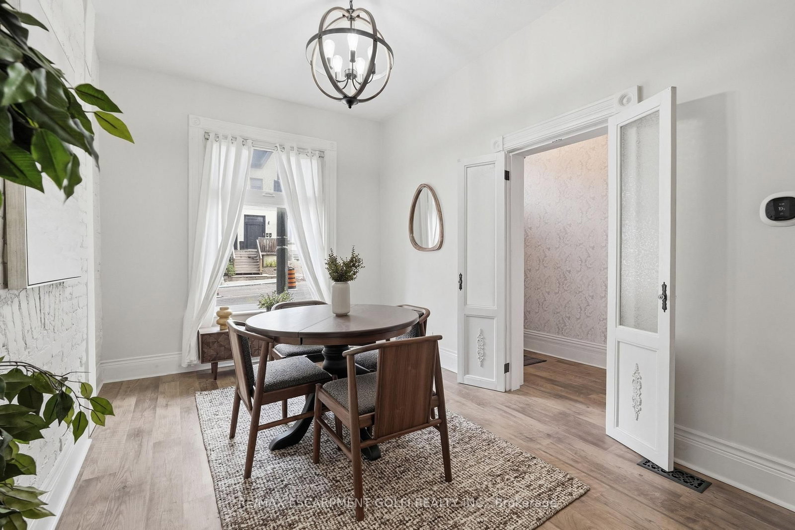 277 Main Street W • Hamilton, ON photo 6