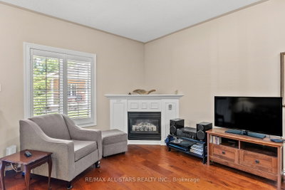 111 colborne Street • #11 • Kawartha Lakes, ON photo 8