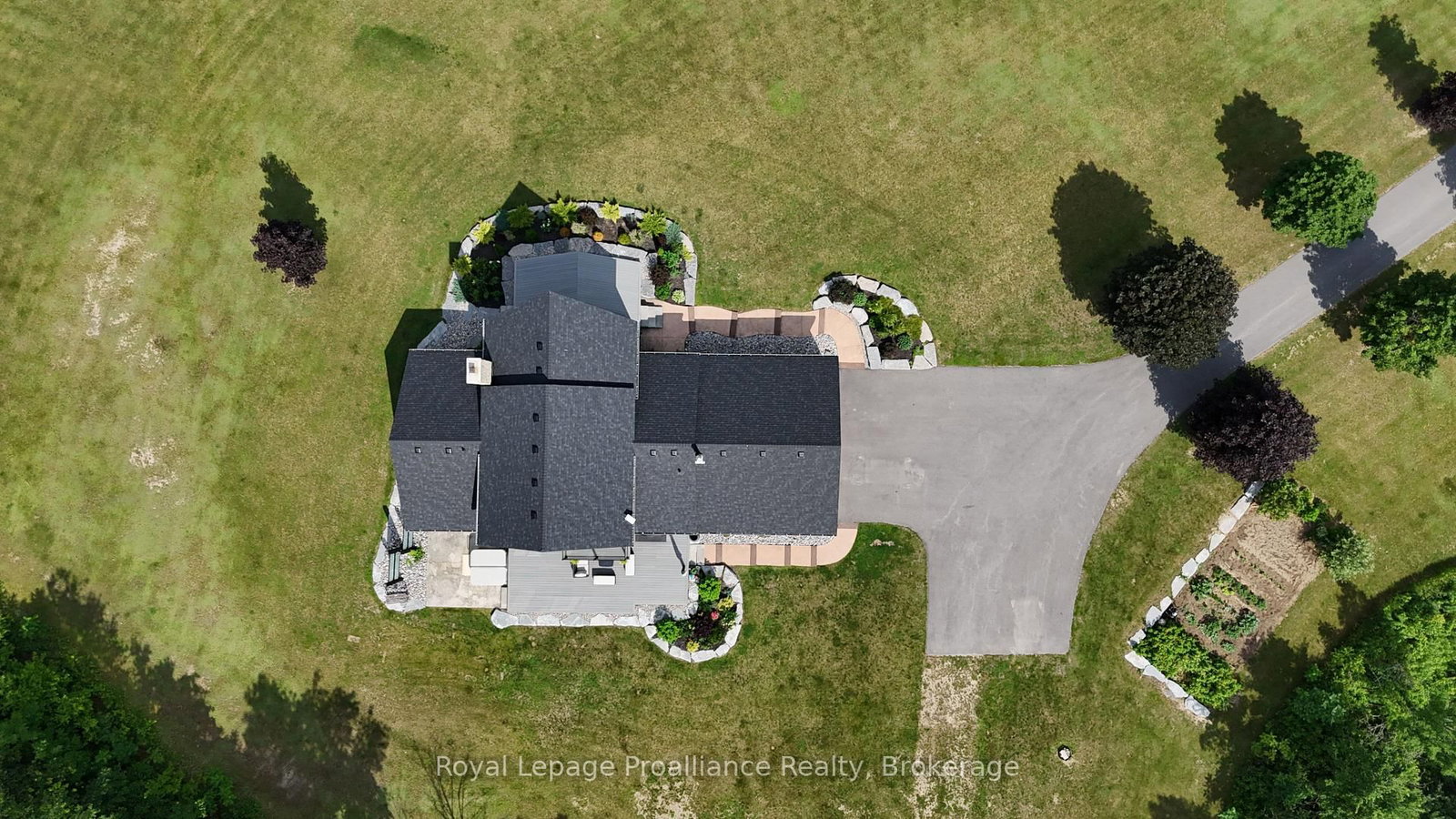 418 Wilson Road • Stirling, ON photo 37