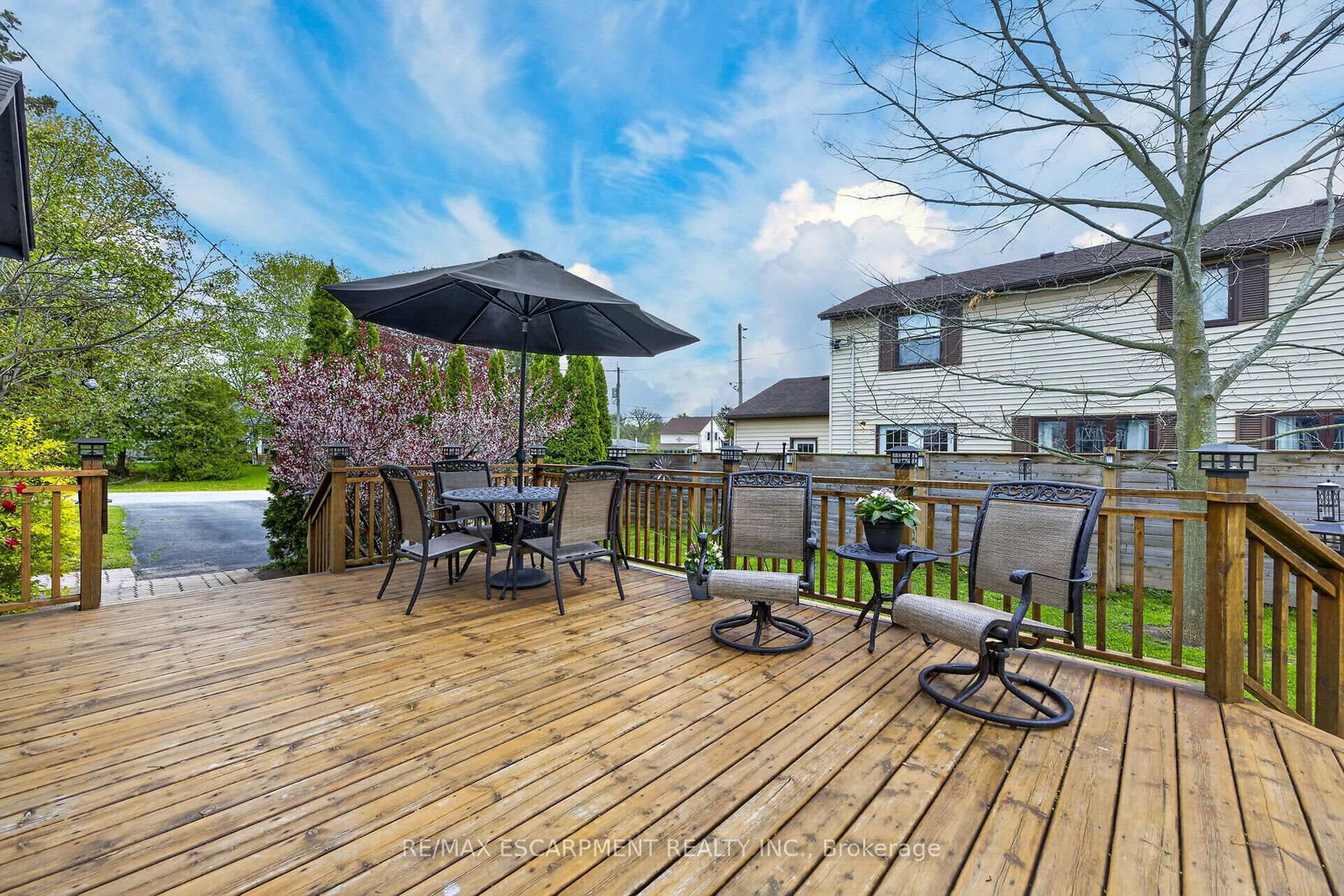 35 OTTAWA Street S • Haldimand, ON photo 32