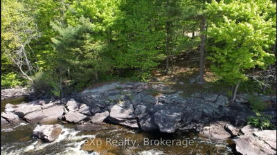 26 Magnet Road • Magnetawan, ON photo 5