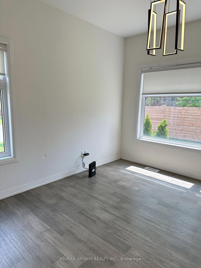 54 - 5672 Dorchester Road