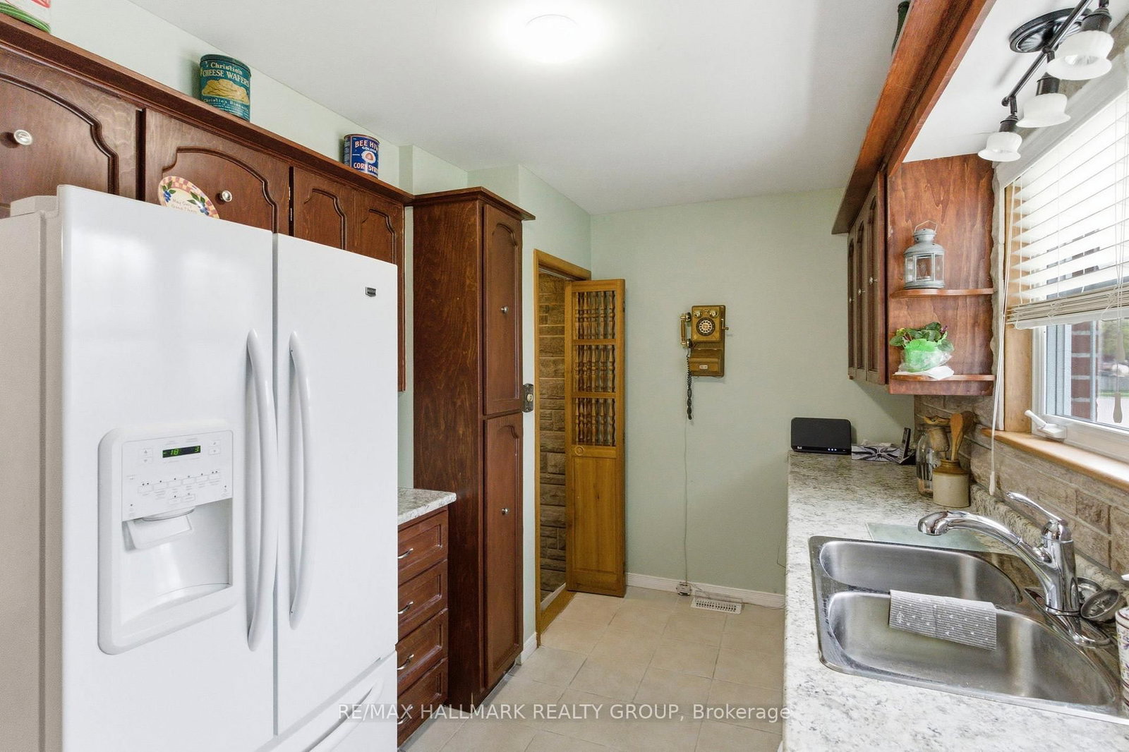 23 Aldershot Avenue • Brockville, ON photo 14