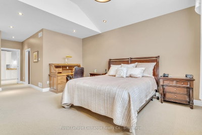 82 BELL Drive • Huron-Kinloss, ON photo 9