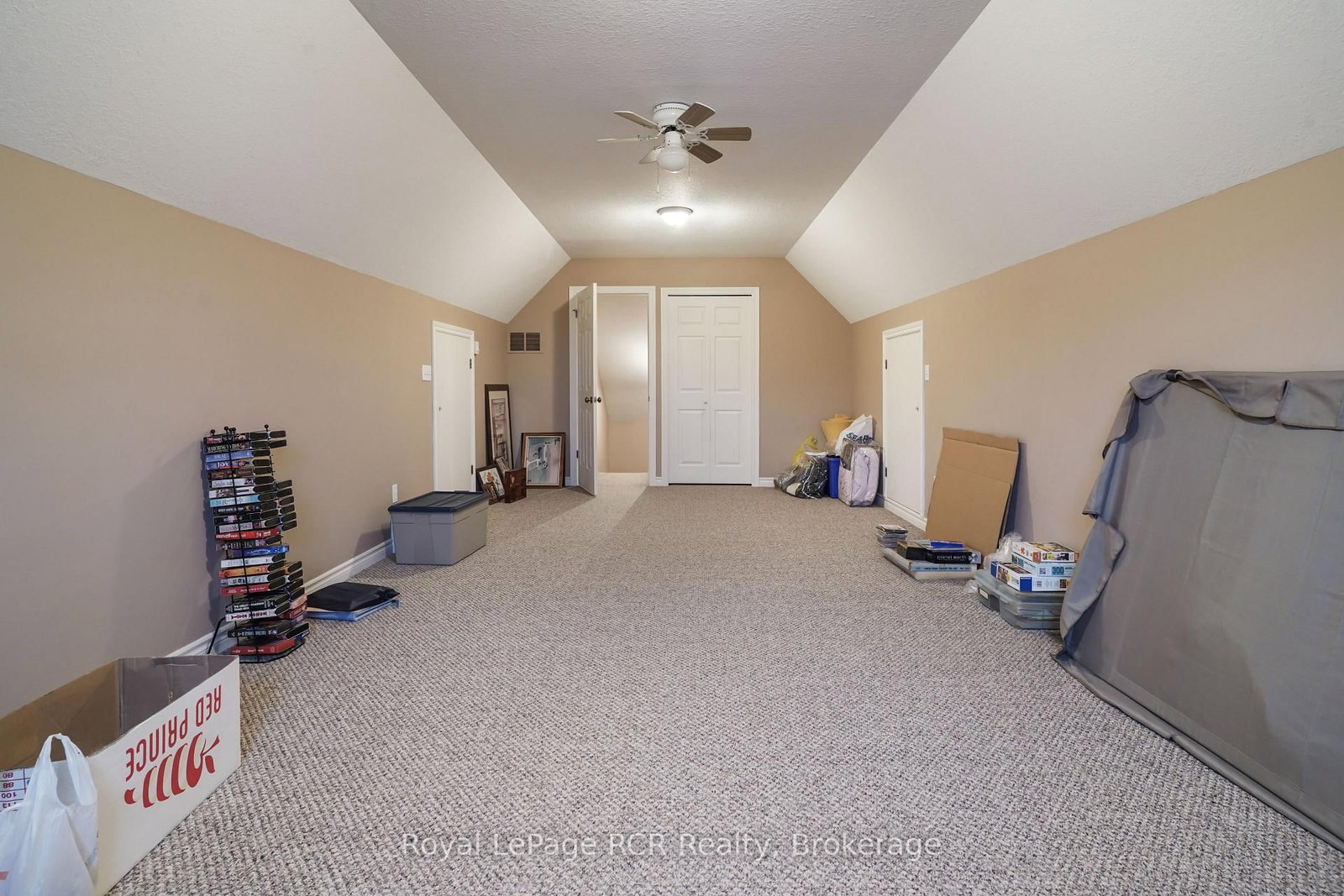 570 S Reserve Avenue • North Perth, ON photo 25