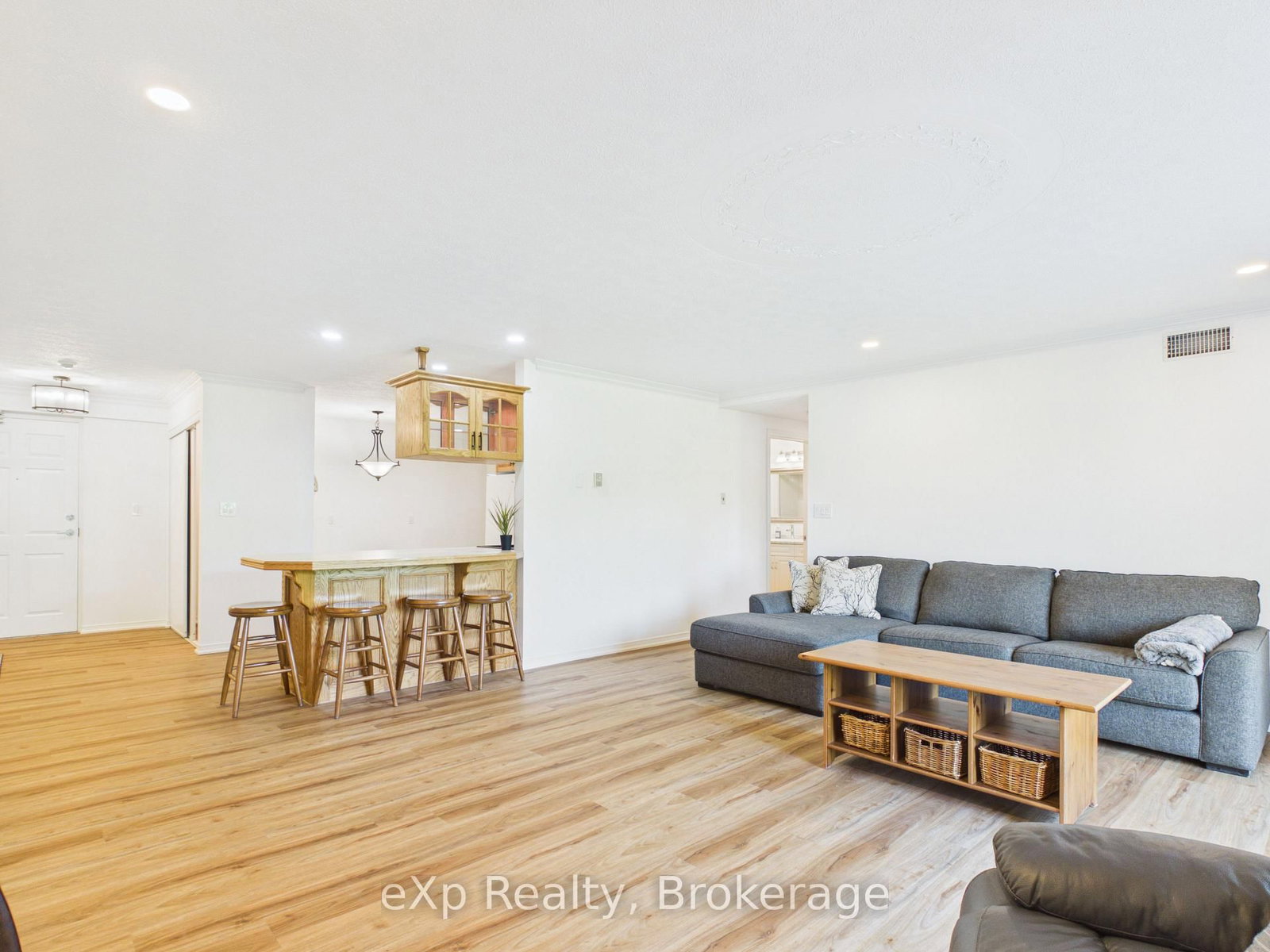 85 William Street N • #202 • Brockton, ON photo 11