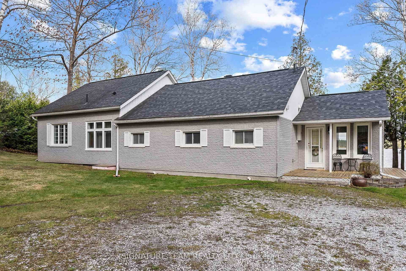 32B Lefty Lane • Haley Station, ON photo 2