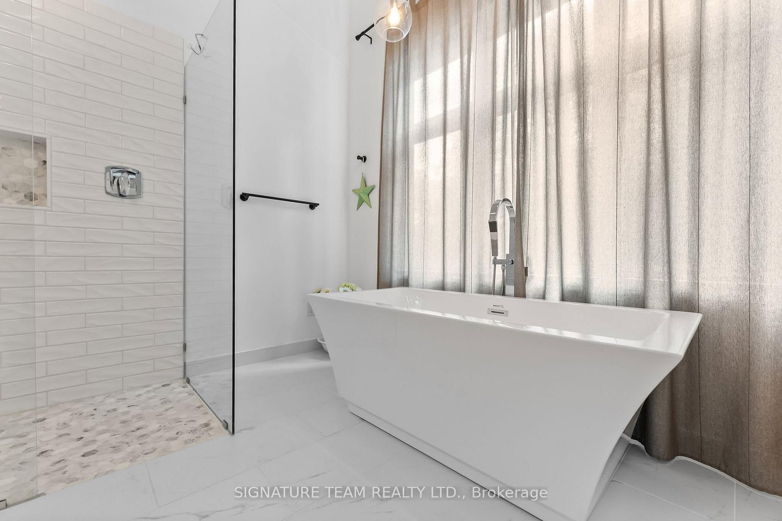 32B Lefty Lane • Haley Station, ON photo 39