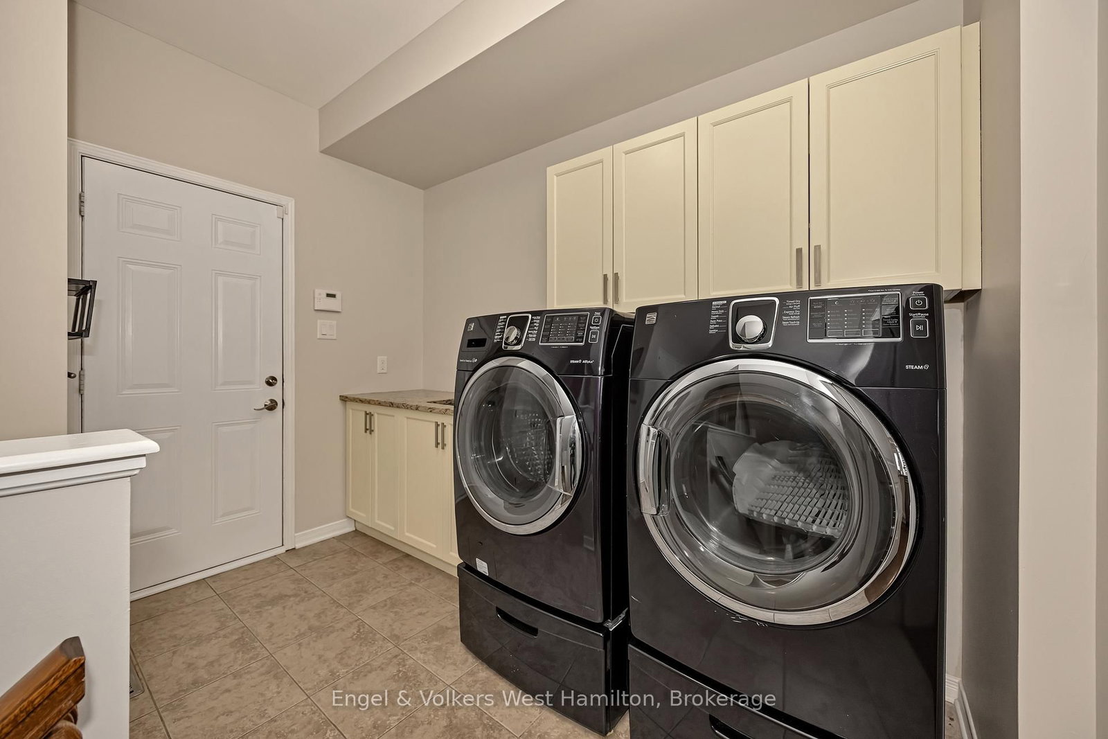 333 Percheron Way • Stittsville, ON photo 35